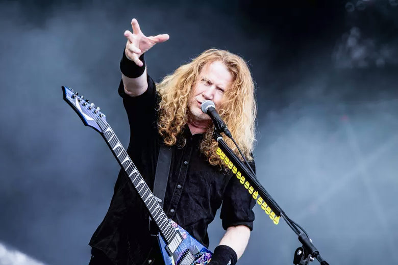 Dave Mustaine de Megadeth en directo